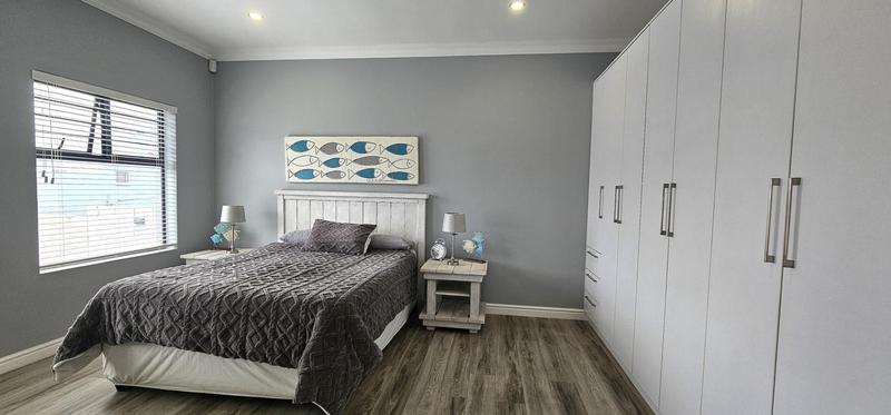 4 Bedroom Property for Sale in Myburgh Park Western Cape